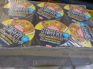 lot 336 image: 6 x 2.61 oz Cups Thai Yellow Curry Flavor Stir Fry Cup Noodles
