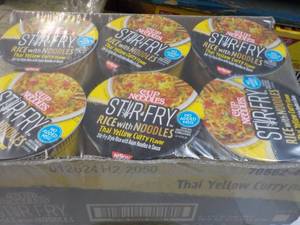 lot 340 image: 6 x 2.61 oz Cups Thai Yellow Curry Flavor Stir Fry Cup Noodles