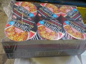 lot 342 image: 6 x 2.68 oz Cups Korean Spicy Beef Flavor Stir Fry Cup Noodles