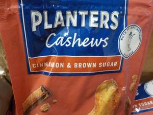 lot 353 image: 12 x 5 oz bags Planters Cashews Cinnamon and Brown Sugar best date 082023