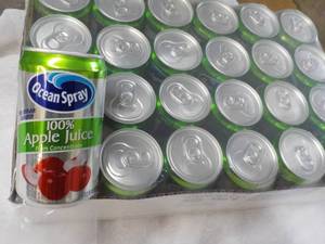lot 358 image: 24 pack Ocean Spray 12 oz can Apple Juice