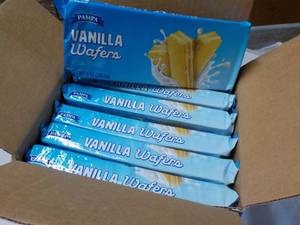 lot 366 image: 12 x 6 oz Pampa Vanilla Wafers best date 11262023