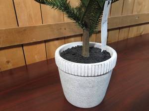 lot 100 image: Hearth & Hand with Magnolia - 28 inch Artificial Tree