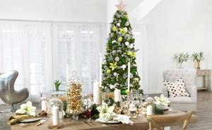lot 285 image: Easy Set Up Christmas Tree - Rose Garden Collection