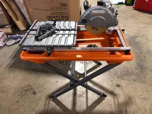 RIDGID 9-Amp 7 in. Blade Corded Wet Tile Saw with Stand Customer Returns See Pictures