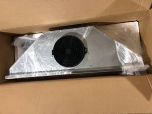 iKTCH 36 in. 900 CFM Ducted Insert with LED 4 Speed Gesture Sensing and Touch Control Panel Range Hood in Stainless Steel     Customer Returns See Pictures