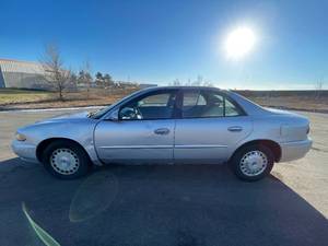 lot 15G image: 2005 Buick Century