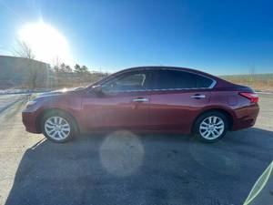 lot 18A image: 2016 Nissan Altima