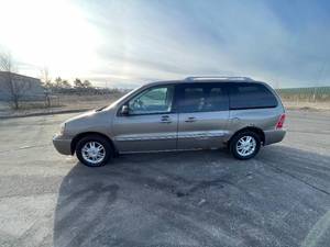 lot 19A image: 2006 Mercury Monterey Luxury - 2 OWNERS