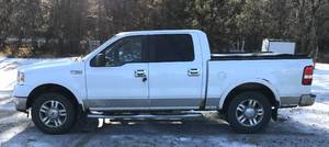 lot 11 image: 2008 Ford F150 Lariat 4x4