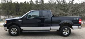 lot 16 image: 2005 Ford F150 4x4