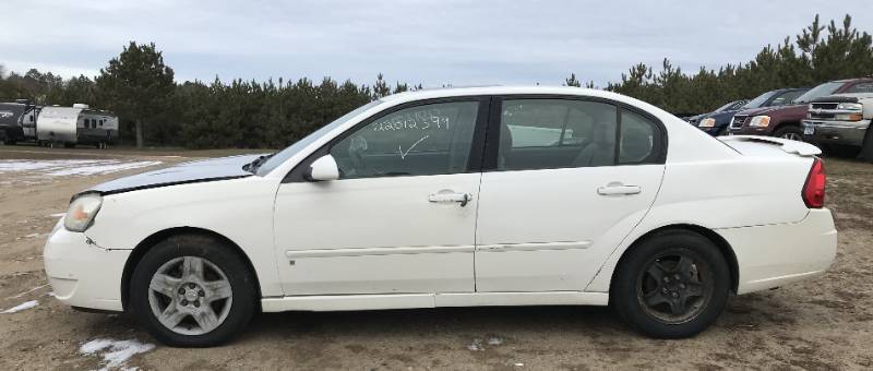 lot 18 image: 2008 Chevy Malibu LS VE