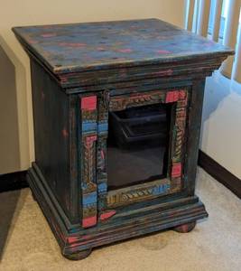 lot 49 image: Funky Painted Glass Door Side Table