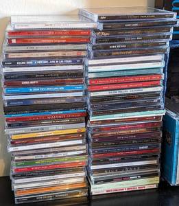 lot 99 image: Large Assortment of CDs
