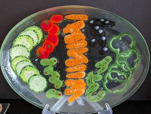lot 87 image: Artisan Fused Glass Serving Plates