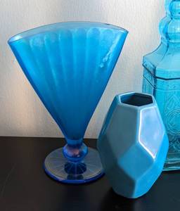 lot 102 image: Assorted Decorative Blue Bottles and Vases