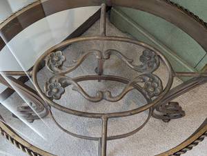 lot 16 image: Glass Topped Bronze Side Table