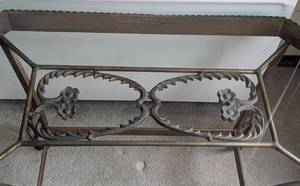lot 17 image: Glass Topped Bronze CoffeeSide Table
