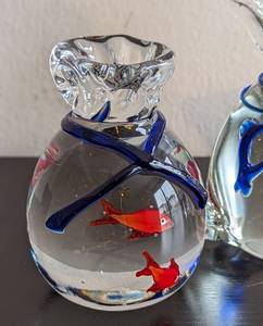 lot 195 image: Art Glass Fish Paperweights