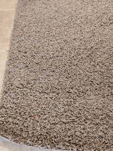 lot 197 image: Safavieh Shag Runner