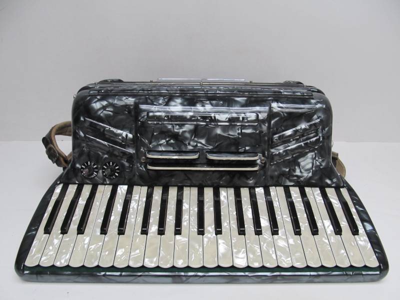 Very Nice Vintage La Burdina Pearlized Blue Accordion | Large