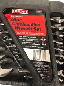 lot 122 image: Like-New or Brand New CRAFTSMAN 26-Piece Combination Wrench Set