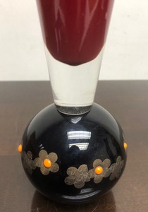 lot 137 image: Great Looking Signe Studio Paran Red  Black Art Glass Vase
