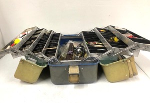 lot 184 image: Vintage Fishing Tackle Box FULL of Lures & Supplies