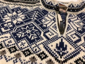 lot 226 image: Very Nice DALE OF NORWAY Wool Sweater - Mens Size XL