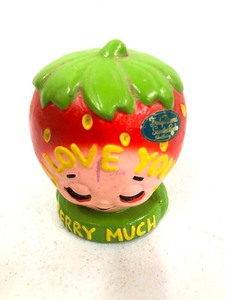 lot 275 image: Vintage Fruity Flavored Scented Strawberry Anthropomorphic Coin Bank - 