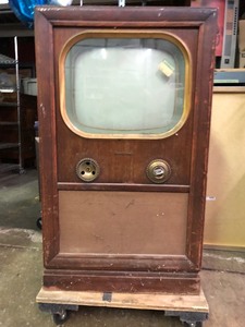 lot 291 image: 1950s era SENTINEL Color Television
