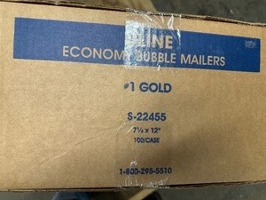lot 54 image: New Uline Economy 18 Bubble Mailers 7.25x12 #1 Gold S22455 1 Case  Quantity 100