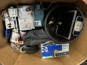 lot 47 image: Wholesale Pallet - Dremel, Kohler, Sealy, Other Misc Household Items - Customer Returns - Untested