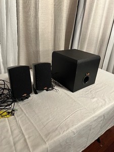 lot 36 image: Klipsch ProMedia 2.1 THX Certified Computer Speaker System (Black) - Customer Return Tested Works (Humming noise if no sound  music)
