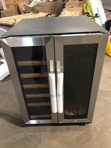 lot 2 image: LANBO Wine Refrigerator 23 in. Dual Zone 18-Bottle 55-Can Beverage and Wine cooler in Stainless Steel Customer Returns See Pictures