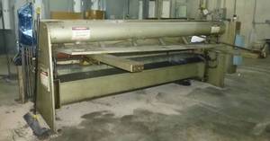 10 ft Chicago shear model UHS 10135 (10 ga capacity)