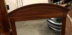 lot 36 image: Decorative Wood Framed Wall Mirror