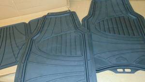 lot 69 image: Armor All 4-Piece Black Rubber Car, Truck, SUV Floor Mats, All Weather Protection, Auto, Universal, Custom, Set, Front, Back