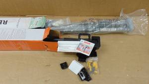 lot 100 image: 2 Retractable Baby Gates