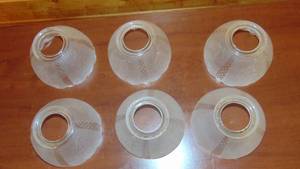 lot 22 image: Set of 6 Frosted Scalloped Raised Etching Glass Light Lamp Shade