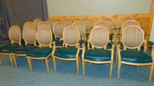 lot 64 image: 18 Piece Mixed lot of BanquetConference Room Chairs