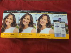 KK 3 Boxes of Neutrogena Ultra Sheer Dry-Touch 55 SPF Sunscreen