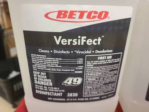 JJ 2 Bottles of Betco VersiFect Disinfectant