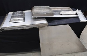 lot 21 image: RANDOM STAINLESS STEEL RESTRAUNT PARTS