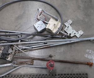 lot 24 image: ELECTRICAL CONDUIT, GAUGES AND PIPES