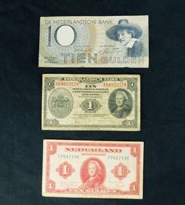 Lot of 3 Vintage 1943 Netherland and Netherland Indies Banknotes