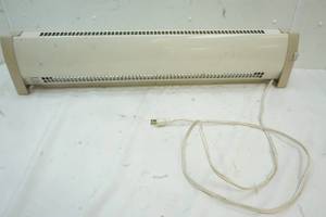 lot 113 image: Dimplex heater