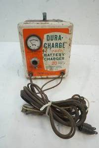 lot 114 image: Dura Charge battery charger