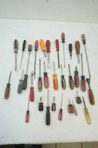 lot 154 image: screwdrivers