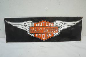 lot 183 image: Harley Davidson sign